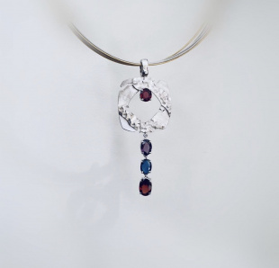 Pendentif Sophie GAÏA or blanc serti de spinelles