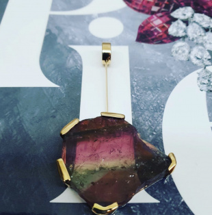 Pendentif club Marie Gabrielle or jaune serti d'une tranche de tourmaline melon d'eau