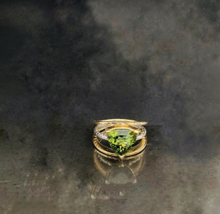 Bague bicolore sertie d'une tourmaline